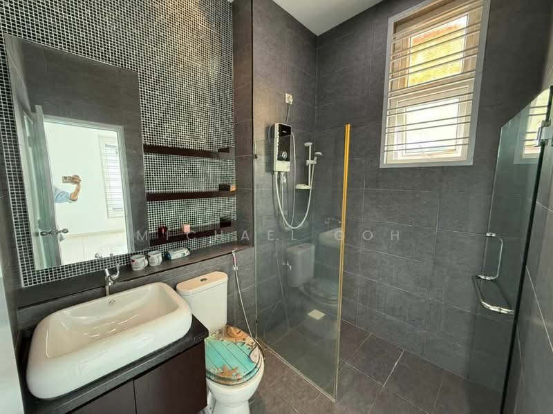2-storey Terraced House for Rent in Johor Bahru (Johor) - Michael Goh - Bathroom - PropertyGuru.com.my