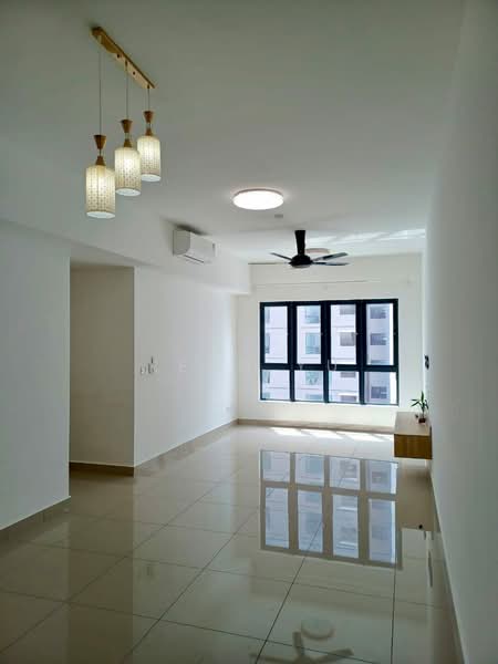 M Centura untuk Untuk Disewa - RM 1,800 /bulan, Mac 2026 - Living Room - PropertyGuru.com.my