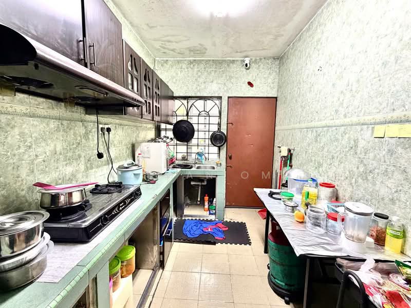 [18x60 - Renovated] 2-Storey Terrace Taman Medan Petaling Jaya untuk Untuk Dijual - RM 530,000, Feb 2026 - Kitchen - PropertyGuru.com.my