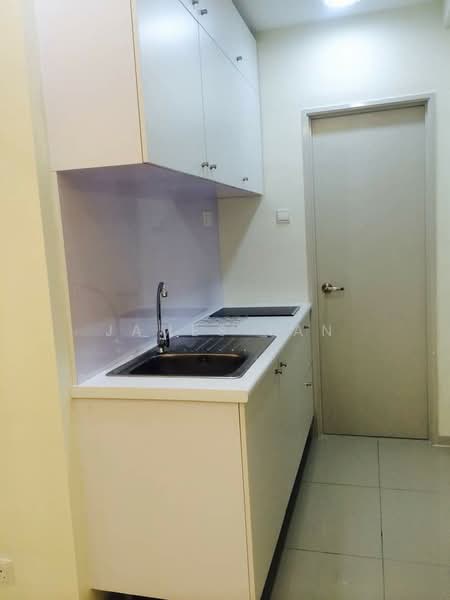 Service Residence for Rent at Centrestage Designer Suite - James Tan - Kitchen - PropertyGuru.com.my