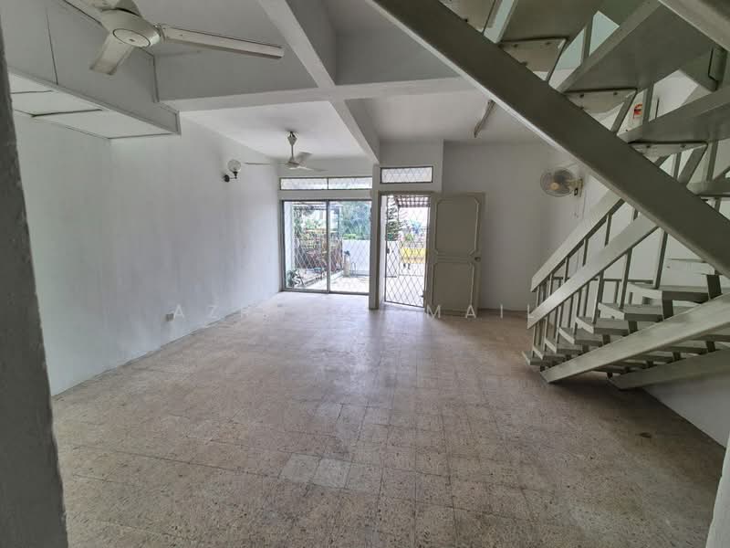 Taman Sri Gombak untuk Untuk Dijual - RM 570,000, Mac 2026 - Living Room - PropertyGuru.com.my