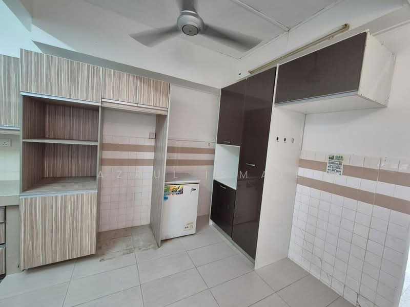 Taman Sri Gombak untuk Untuk Dijual - RM 570,000, Mac 2026 - Kitchen - PropertyGuru.com.my