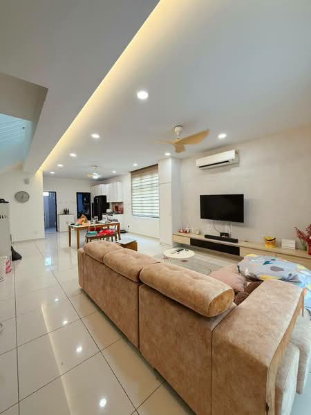 2-storey Terraced House for Sale in Skudai (Johor) - Jong Chen - Living Room - PropertyGuru.com.my