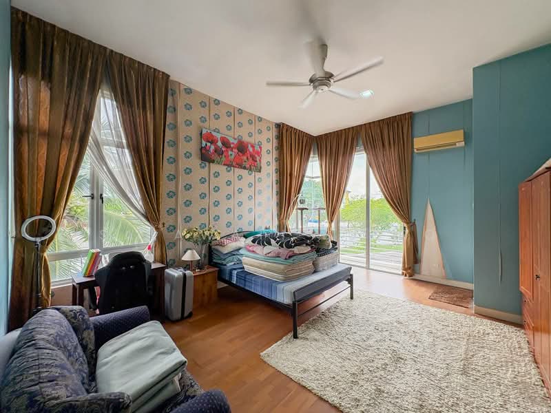 Bungalow for Sale in Seksyen 13 (Shah Alam) - Salawati Busro - Bedroom - PropertyGuru.com.my