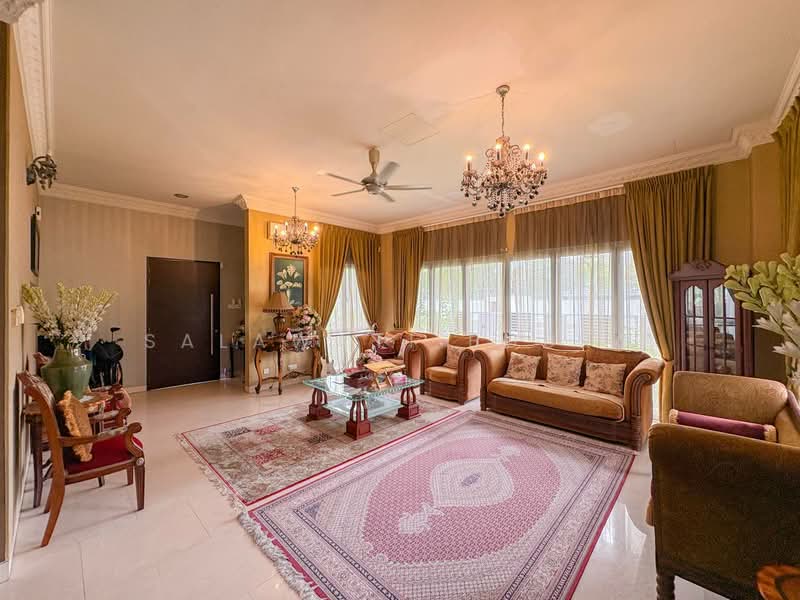 Bungalow for Sale in Seksyen 13 (Shah Alam) - Salawati Busro - Living Room - PropertyGuru.com.my