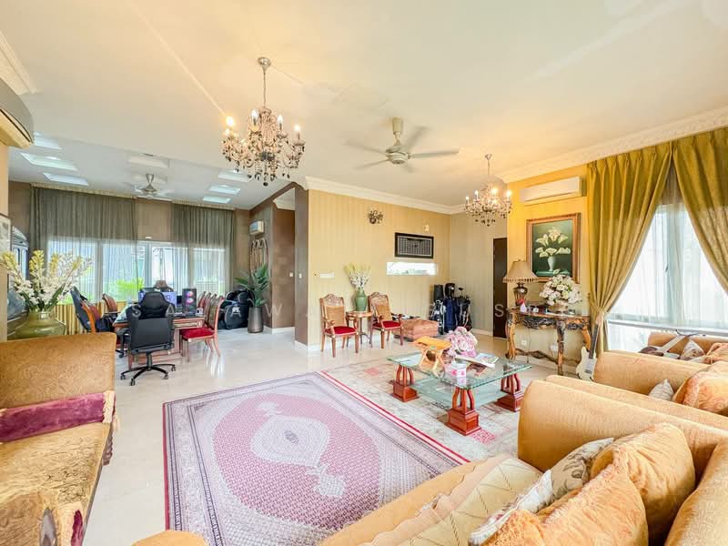 Bungalow for Sale in Seksyen 13 (Shah Alam) - Salawati Busro - Living Room - PropertyGuru.com.my