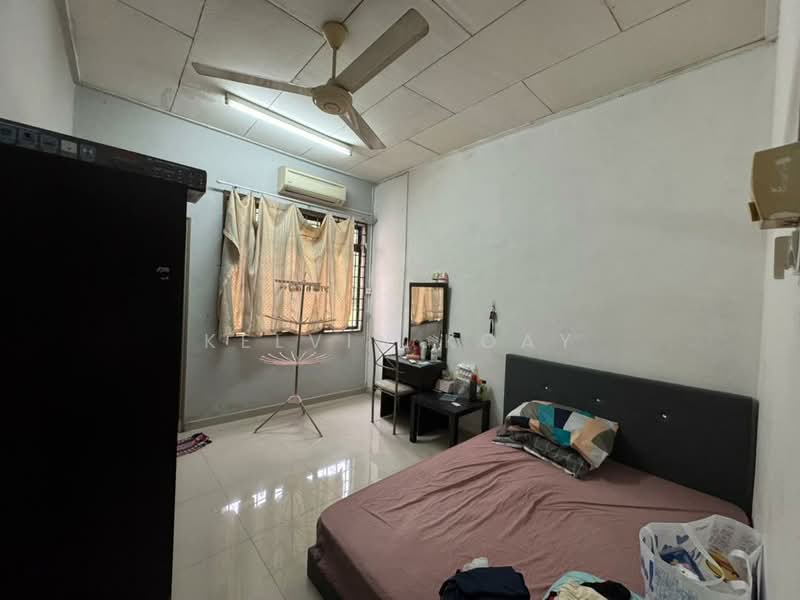 2-storey Terraced House for Sale in Taman Sri Skudai (Skudai) - Kelvin Koay - Bedroom - PropertyGuru.com.my