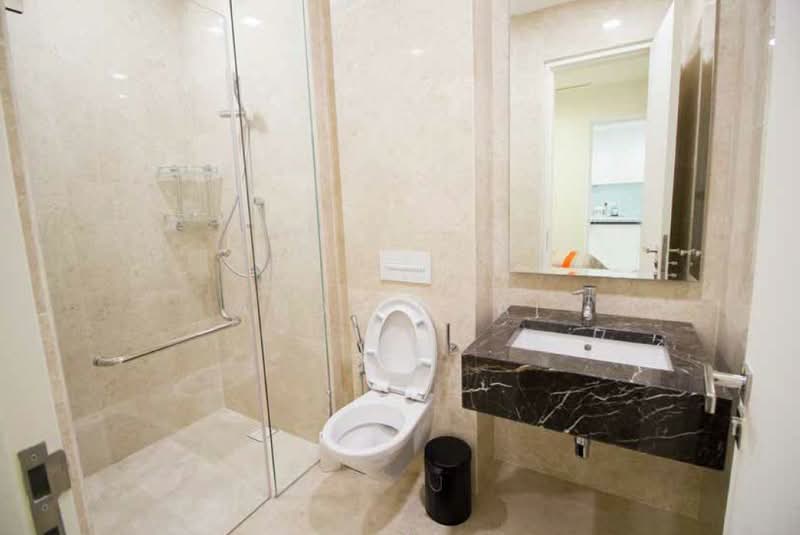 Service Residence for Sale at Banyan Tree Signatures - Andy Chai - Bathroom - PropertyGuru.com.my