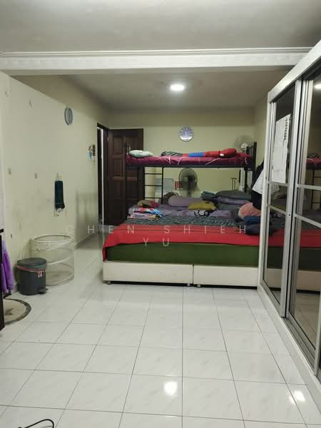 Ulu Tiram untuk Untuk Dijual - RM 380,000, Feb 2026 - Bedroom - PropertyGuru.com.my