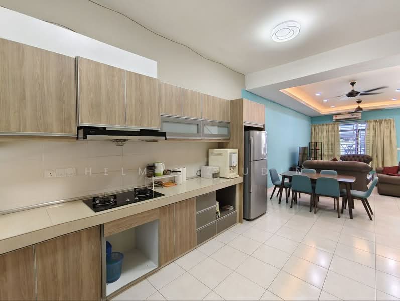 2-storey Terraced House for Sale in Rawang (Selangor) - HELMY IZZUDIN - Kitchen - PropertyGuru.com.my
