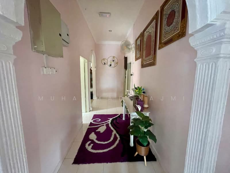 Bungalow for Sale in Dungun (Terengganu) - Muhammad Najmi - Corridor - PropertyGuru.com.my