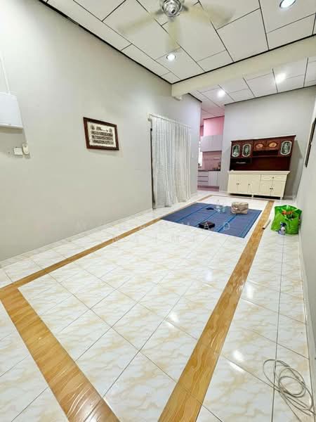 Alor Tempoyak, Dungun untuk Untuk Dijual - RM 338,000, Mac 2026 - Living Room - PropertyGuru.com.my