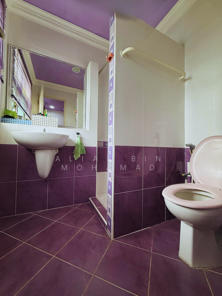 Bungalow for Sale in Kampung Tok Jembal (Kuala Nerus) - Alias Bin Mohamad - Bathroom - PropertyGuru.com.my