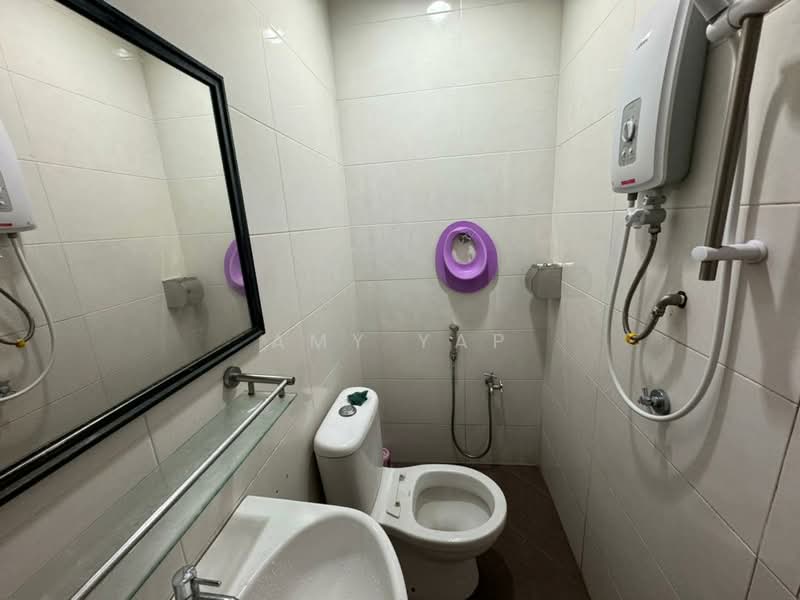 Taman Bukit Desa untuk Untuk Dijual - RM 518,000, Mac 2026 - Bathroom - PropertyGuru.com.my