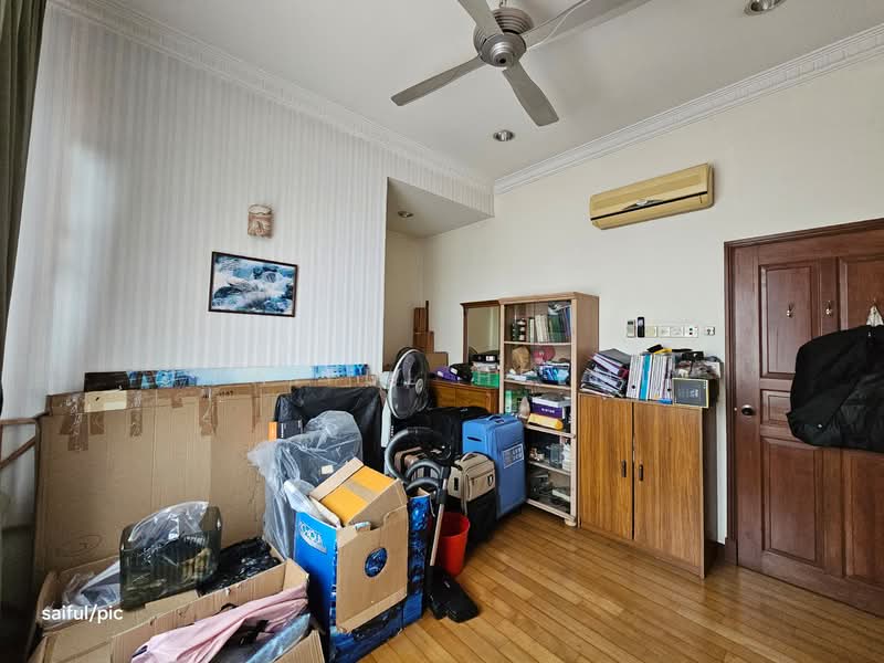 Bungalow for Sale in Glenmarie (Selangor) - SAIFUL HELMI - Living Room - PropertyGuru.com.my