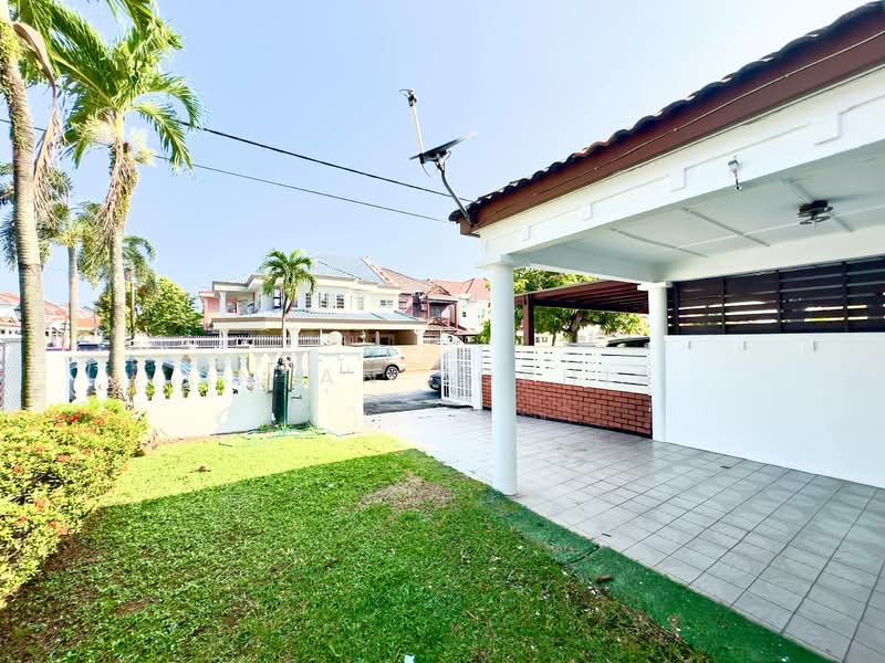 2-storey Terraced House for Sale in Usj 9 (Subang Jaya) - Intan Sophia - Exterior - PropertyGuru.com.my