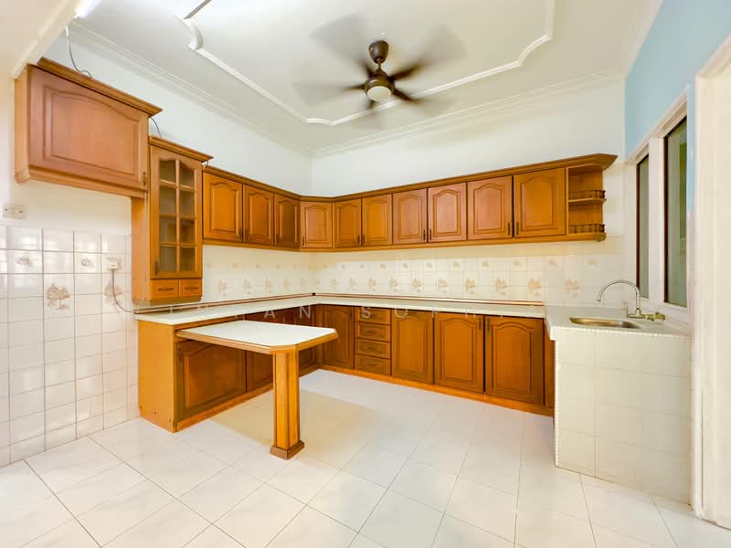 2-storey Terraced House for Sale in Usj 9 (Subang Jaya) - Intan Sophia - Kitchen - PropertyGuru.com.my