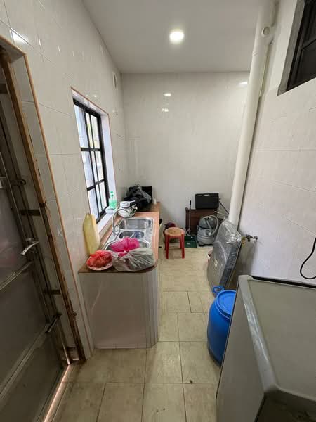 2-storey Terraced House for Sale in Taman Daya (Johor Bahru) - Kelvin Koay - Kitchen - PropertyGuru.com.my