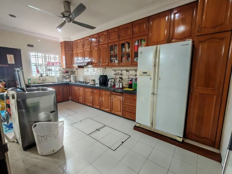 2-storey Terraced House for Sale in Taman Maznah (Klang) - Esther Ng - Kitchen - PropertyGuru.com.my