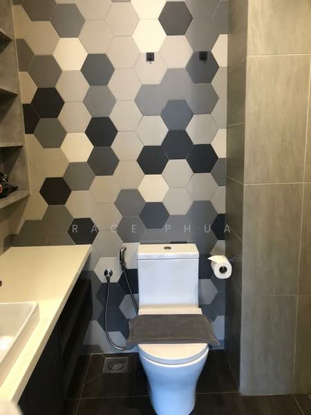 Ceylonz Suites untuk Untuk Dijual - RM 888,000, Feb 2026 - Bathroom - PropertyGuru.com.my