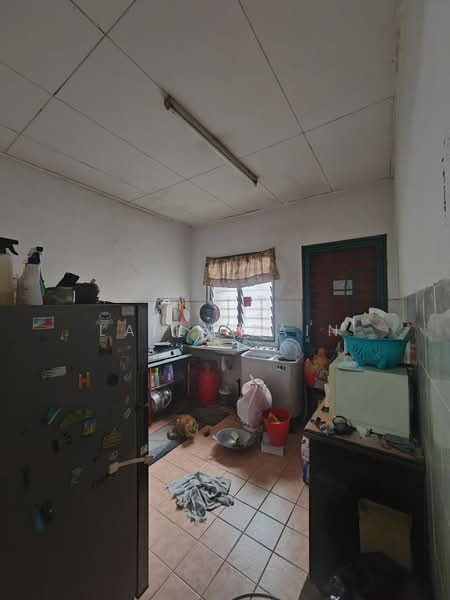 1-storey Terraced House for Sale in Bandar Baru Salak Tinggi (Sepang) - Laila Zain - Kitchen - PropertyGuru.com.my