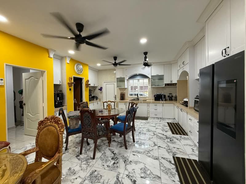 2-storey Terraced House for Sale in Taman Sri Andalas (Klang) - AimiRahim Hartanah - Kitchen - PropertyGuru.com.my