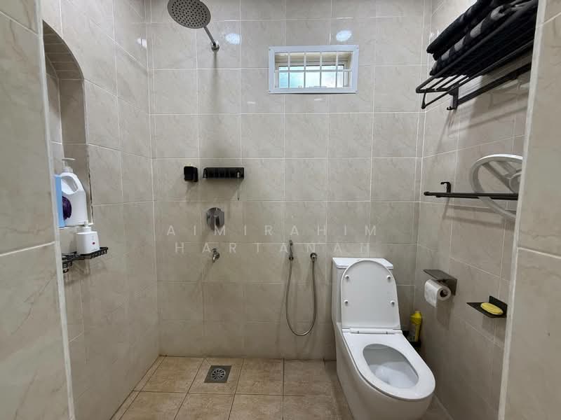 2-storey Terraced House for Sale in Taman Sri Andalas (Klang) - AimiRahim Hartanah - Bathroom - PropertyGuru.com.my