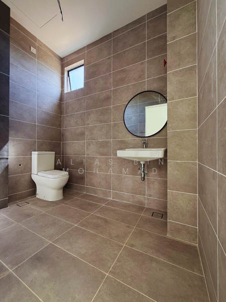 Bungalow for Sale in Kampung Tok Jembal (Kuala Nerus) - Alias Bin Mohamad - Bathroom - PropertyGuru.com.my