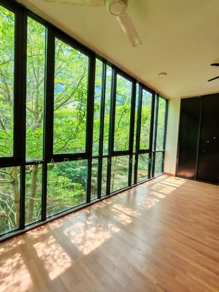 4-storey Terraced House for Sale in Damansara Perdana (Selangor) - Nadrah Omar - View - PropertyGuru.com.my