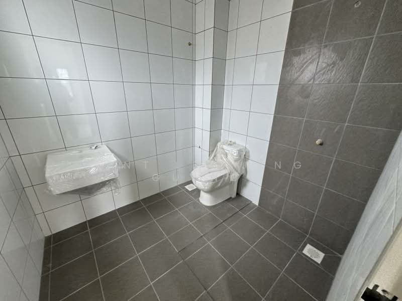 Rumah Teres 2 Tingkat untuk Dijual di Pekan Meru (Kapar) - Kent Lee Jing Guang - Bathroom - PropertyGuru.com.my