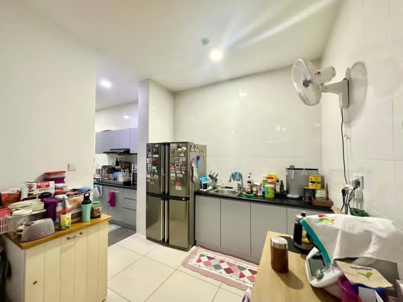 2-storey Terraced House for Sale in Cyberjaya (Selangor) - Akmal Zakaria - Kitchen - PropertyGuru.com.my