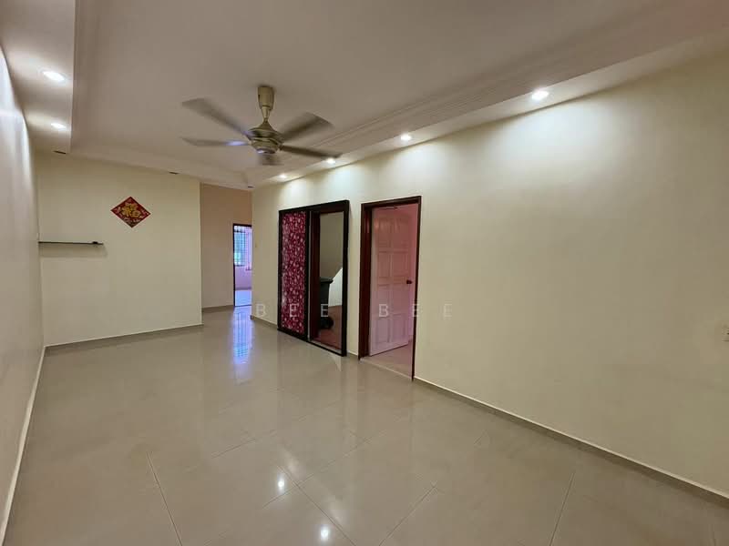 Terraced House for Rent in Iskandar Puteri (Nusajaya) (Johor) - Bee Bee - Living Room - PropertyGuru.com.my