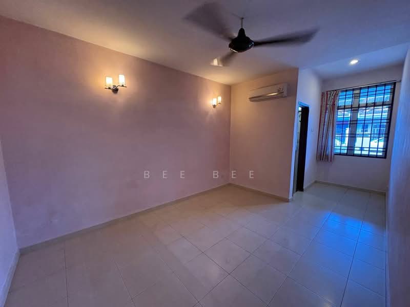 Terraced House for Rent in Iskandar Puteri (Nusajaya) (Johor) - Bee Bee - Living Room - PropertyGuru.com.my