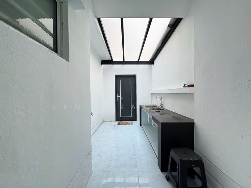 For Sale - Royal Ivory 2