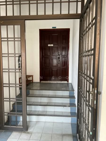 Condominium for Sale at Vista Komanwel A - Alan Soong - Entrance - PropertyGuru.com.my
