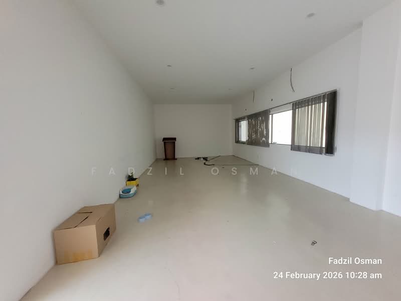 Factory for Rent in Bandar Baru Nilai (Nilai) - Fadzil Osman - PropertyGuru.com.my