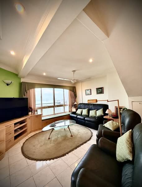 Apartment for Sale at Desa Mar Vista - Ressha Ramesh - Living Room - PropertyGuru.com.my