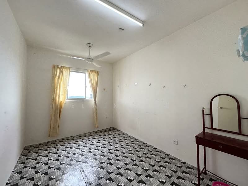 Apartment for Sale at Idaman Selasih - Elaine Lee - Bedroom - PropertyGuru.com.my