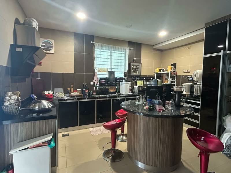 Cluster House for Sale in Taman Sutera Utama (Skudai) - Kayden Beh - Kitchen - PropertyGuru.com.my