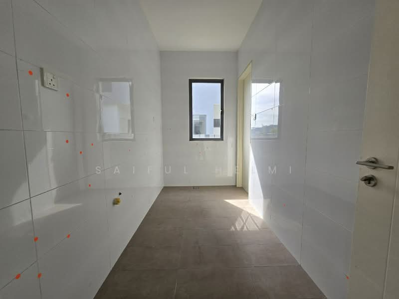 Semi-Detached House for Sale in Shah Alam (Selangor) - SAIFUL HELMI - Corridor - PropertyGuru.com.my