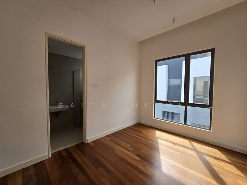 Semi-Detached House for Sale in Shah Alam (Selangor) - SAIFUL HELMI - PropertyGuru.com.my