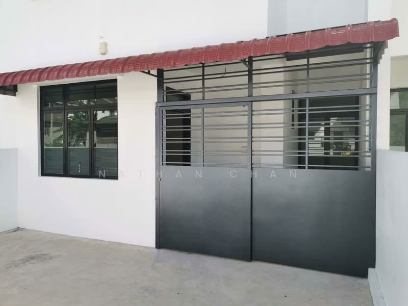 2-storey Terraced House for Sale in Bandar Tiram (Ulu Tiram) - Nathan Chan - Exterior - PropertyGuru.com.my