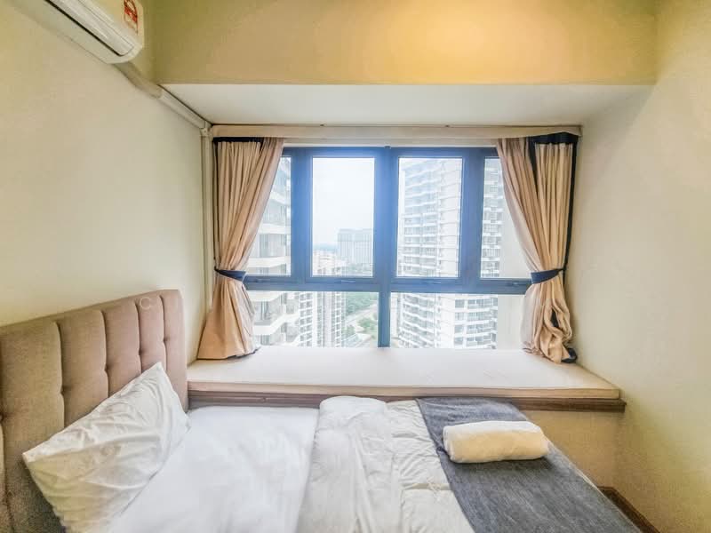 Condominium for Rent at Amberside @ Country Garden Danga Bay - Chia Shien Lim - Bedroom - PropertyGuru.com.my