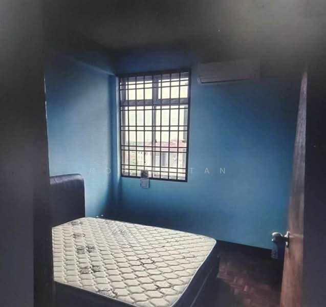 Apartment for Rent at Bayu Puteri 1 - Robbie Tan - Bedroom - PropertyGuru.com.my