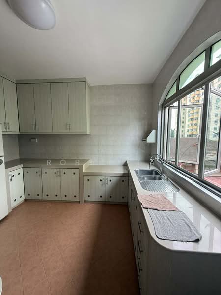 Apartment for Rent at Bayu Puteri 1 - Robbie Tan - Kitchen - PropertyGuru.com.my