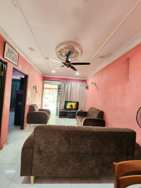 [20x55 - Extended Kitchen] 1-Storey Taman Mawar Seksyen 5 Taman Kinrara Puchong untuk Untuk Dijual - RM 449,000, Feb 2026 - Living Room - PropertyGuru.com.my