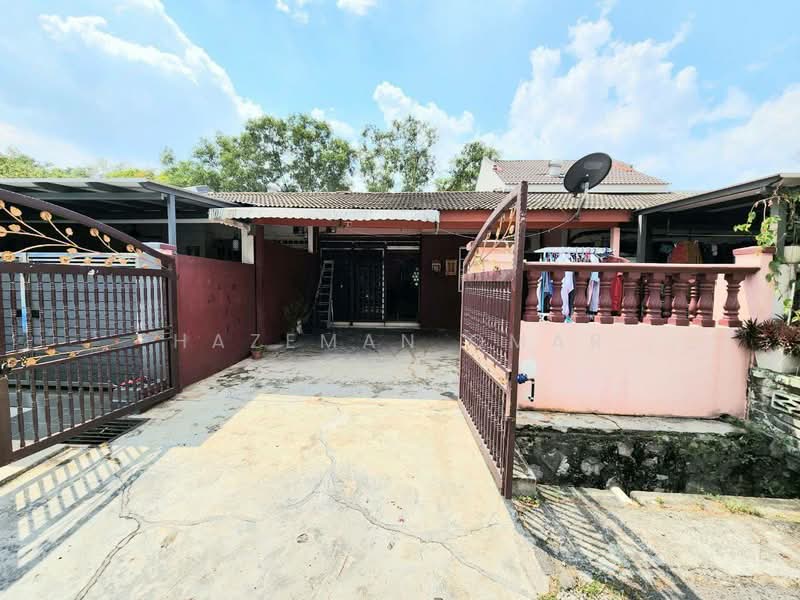 [20x55 - Extended Kitchen] 1-Storey Taman Mawar Seksyen 5 Taman Kinrara Puchong untuk Untuk Dijual - RM 449,000, Feb 2026 - Exterior - PropertyGuru.com.my