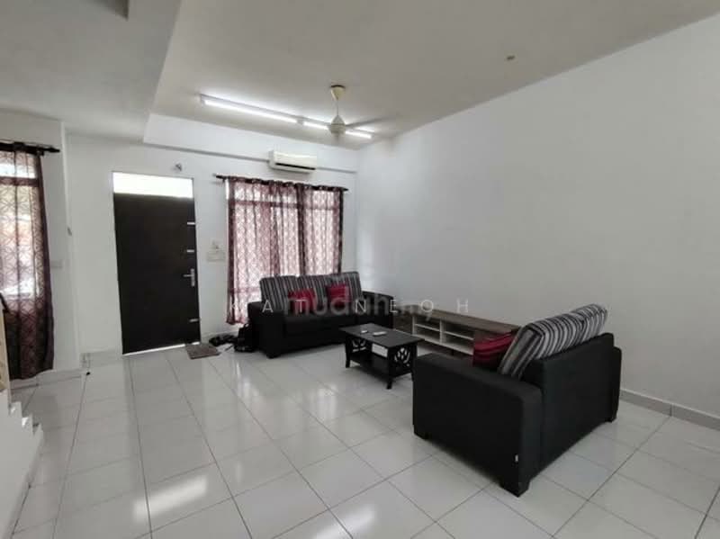 2-storey Terraced House for Sale in Seksyen 6 (Kota Damansara) - KAT NEOH - Living Room - PropertyGuru.com.my