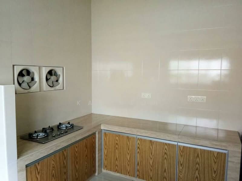 2-storey Terraced House for Sale in Seksyen 6 (Kota Damansara) - KAT NEOH - Kitchen - PropertyGuru.com.my