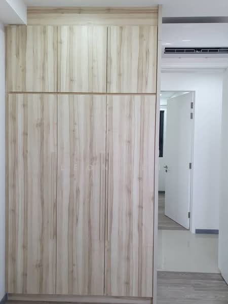 Service Residence for Sale at United Point (Residensi Berpadu) - Leon Teh - Corridor - PropertyGuru.com.my